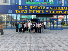 2023 жылдың 5 желтоқсан күні  11 сынып білім алушылары және де кәсіптік бағдар беруші педагог Жанакбаева А.Б. Тараз қаласындағы Дулати Университетіне ашық есік күніне қатысты.